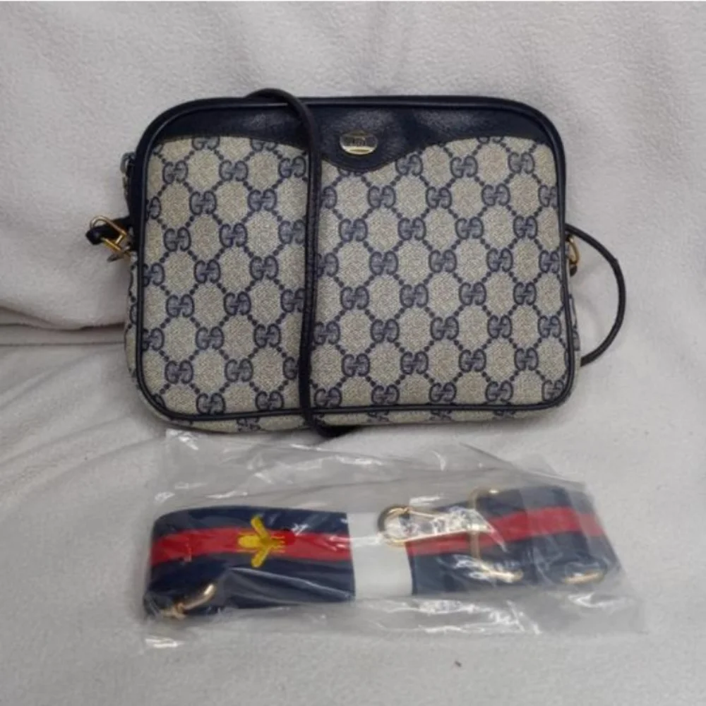 Authentic Vintage Gucci GG Monogram Supreme Clutch Fanny Bum Waist Belt Bag - Picture 4 of 12